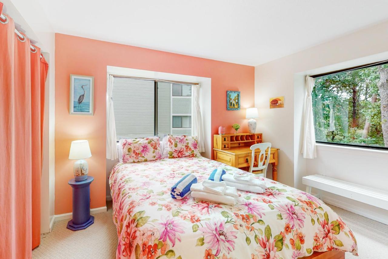 Ocean Mandevilla Brewster Exterior photo