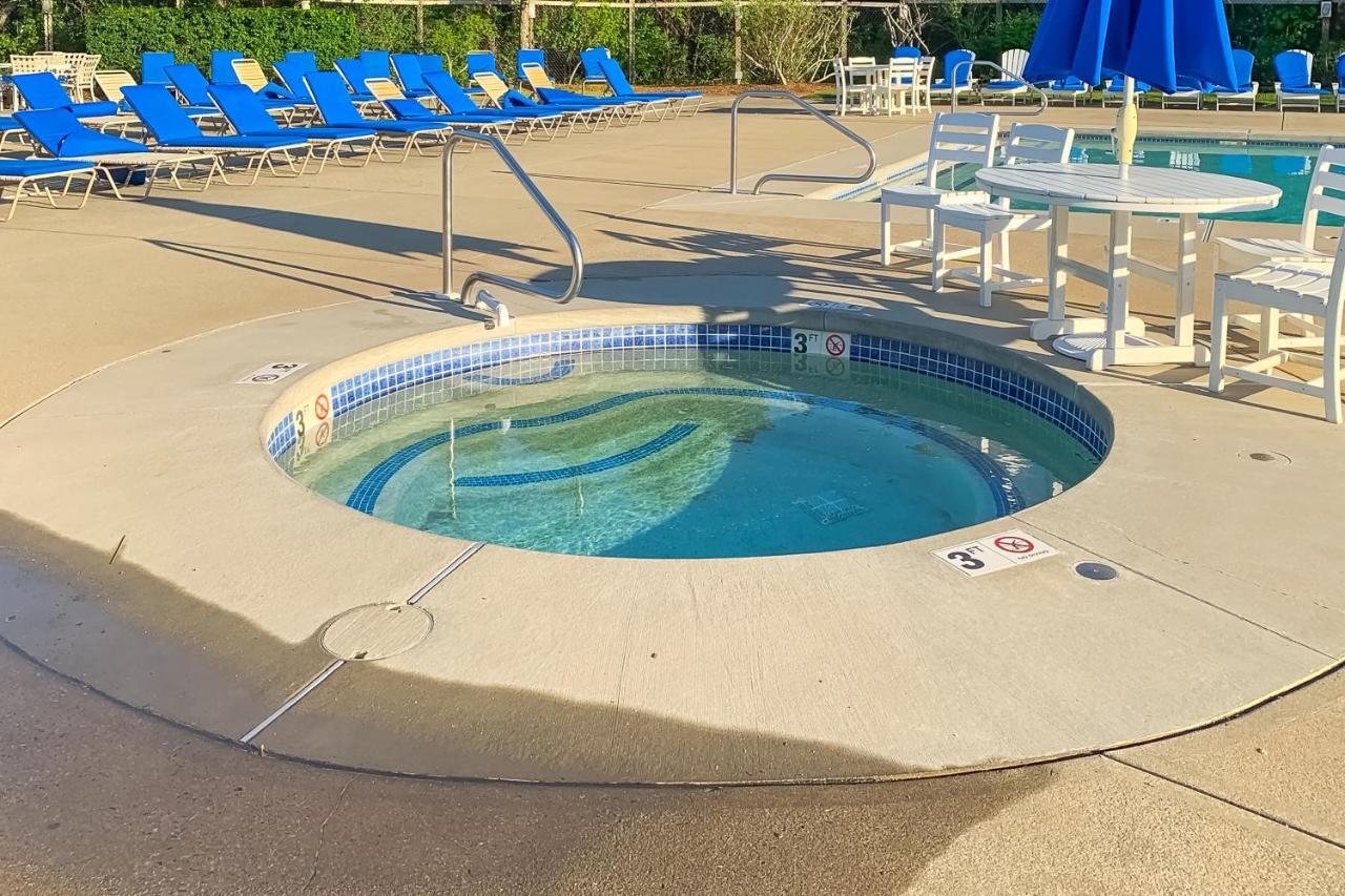 Ocean Mandevilla Brewster Exterior photo